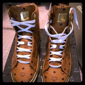 Visetos Victory Patch MCM High Top Sneakers